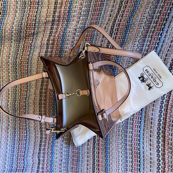 NWT Coach rose gold patent leather handbag - Picture 7 of 15